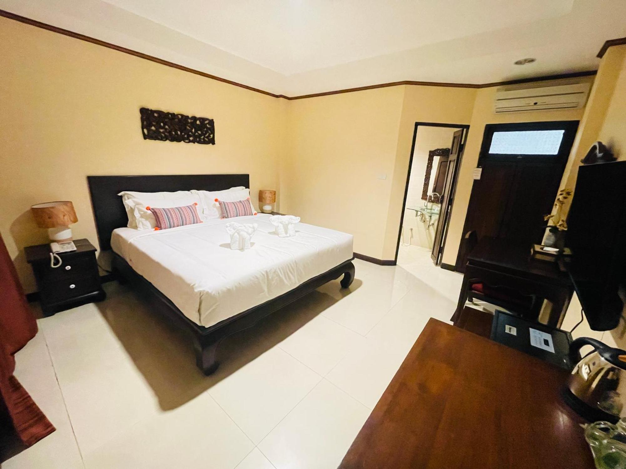 Na Thapae Chiangmai Hotel Chiang Mai Exterior photo